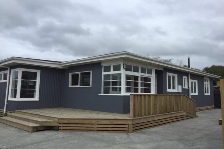 Photo of property in 16 Milson Line, Roslyn, Palmerston North, 4414