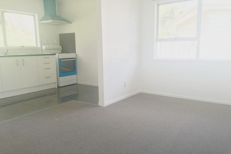 Photo of property in 107 Spinella Drive, Bayview, Auckland, 0629