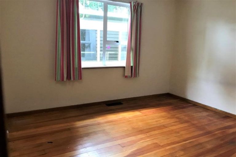 Photo of property in 19 Rawhiti Street, Vogeltown, New Plymouth, 4310