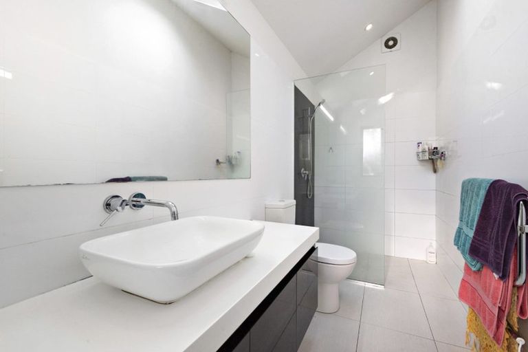 Photo of property in 13a Porritt Avenue, Mount Victoria, Wellington, 6011