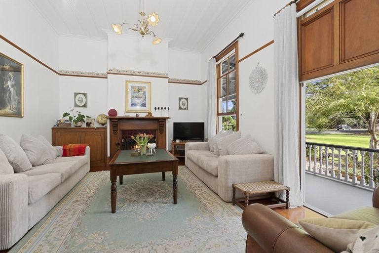 Photo of property in 16 Hope Avenue, Russell, 0202