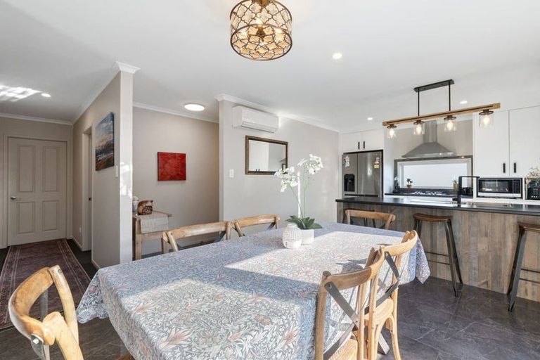 Photo of property in 4 Taffe Crescent, Pyes Pa, Tauranga, 3112