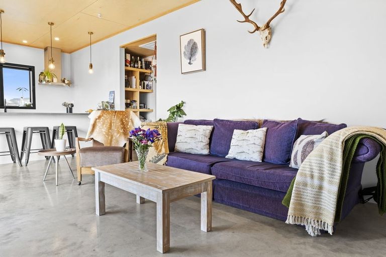 Photo of property in 9 Tussock Crescent, Twizel, 7901