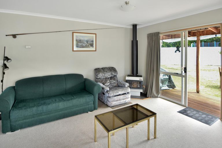 Photo of property in 9 Glenbrook Crescent, Twizel, 7901