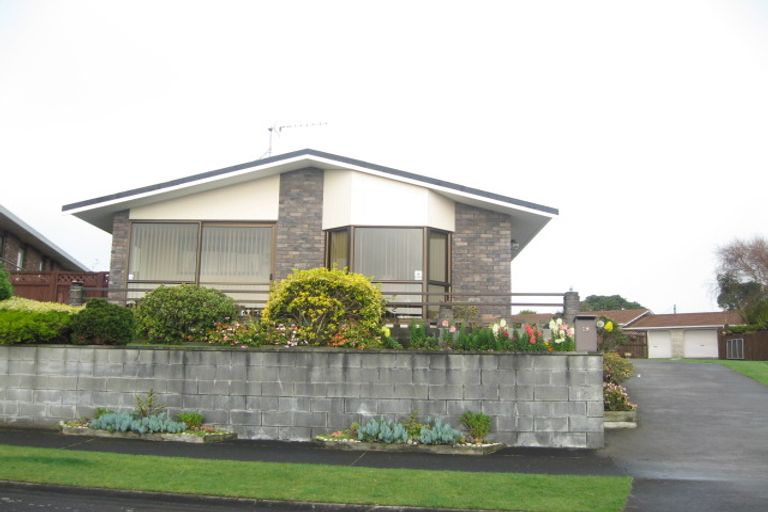 Photo of property in 15a Park Lane, Waitara, 4320
