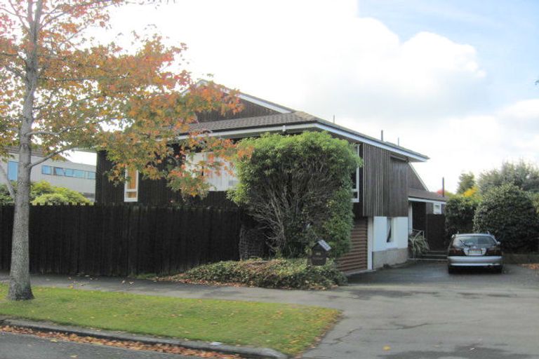 Photo of property in 22 Tudor Avenue, Ilam, Christchurch, 8041