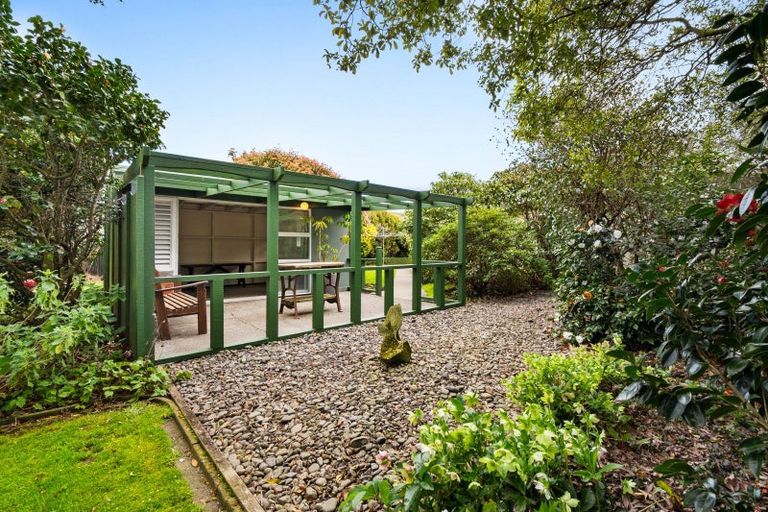 Photo of property in 11 Oxford Street, Marton, 4710