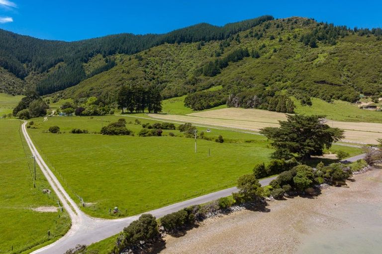 Photo of property in 5580 Kenepuru Road, Waitaria Bay, Marlborough Sounds, 7282