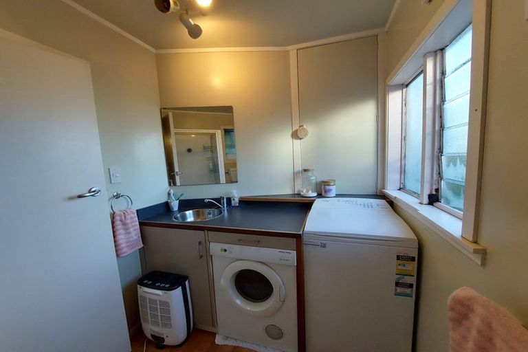 Photo of property in 31 Charlotte Avenue, Brooklyn, Wellington, 6021