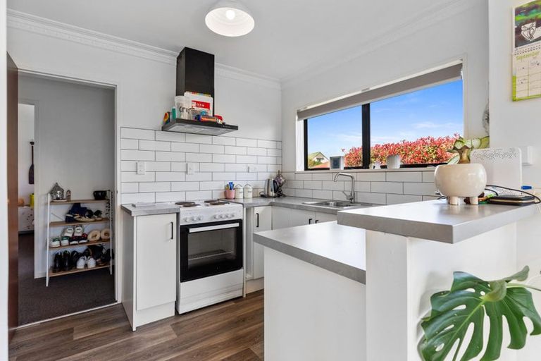 Photo of property in 1/77 Gloucester Road, Mount Maunganui, 3116