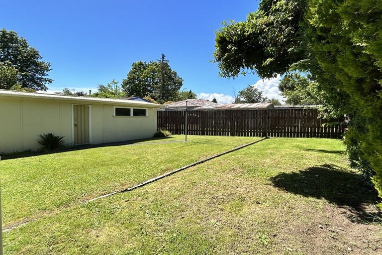 Photo of property in 114 Te Rangitautahanga Road, Turangi, 3334
