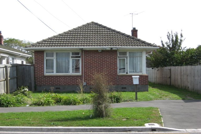 Photo of property in 87 Osborne Street, Waltham, Christchurch, 8011