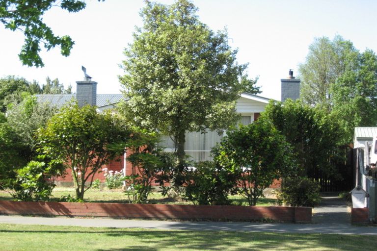 Photo of property in 88 Woodbury Street, Russley, Christchurch, 8042