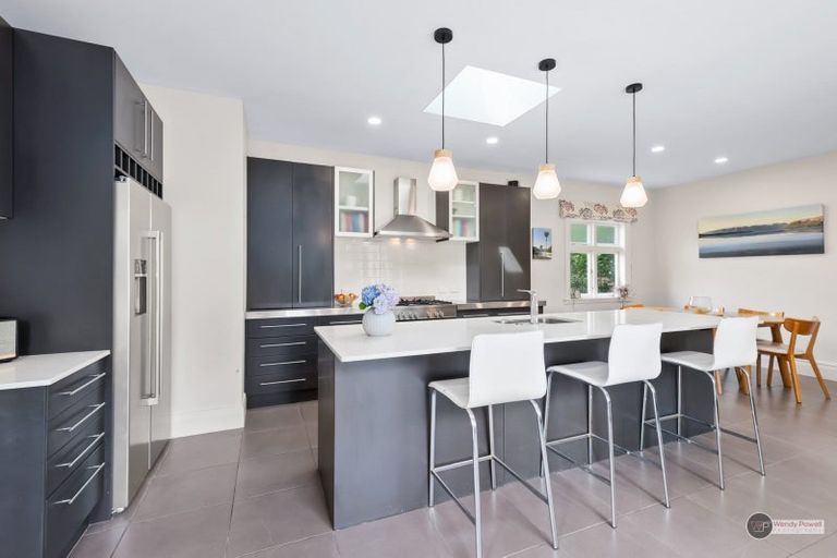 Photo of property in 2 Rangiora Street, Woburn, Lower Hutt, 5010