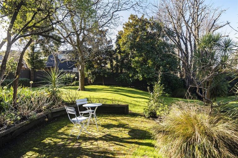 Photo of property in 132 Bishop Street, St Albans, Christchurch, 8014