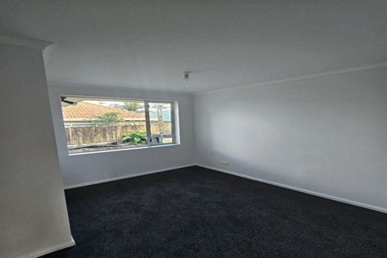 Photo of property in 2 Etwall Court, Dannemora, Auckland, 2016