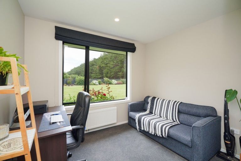 Photo of property in 32 Lumsden Drive, Waikiwi, Invercargill, 9810