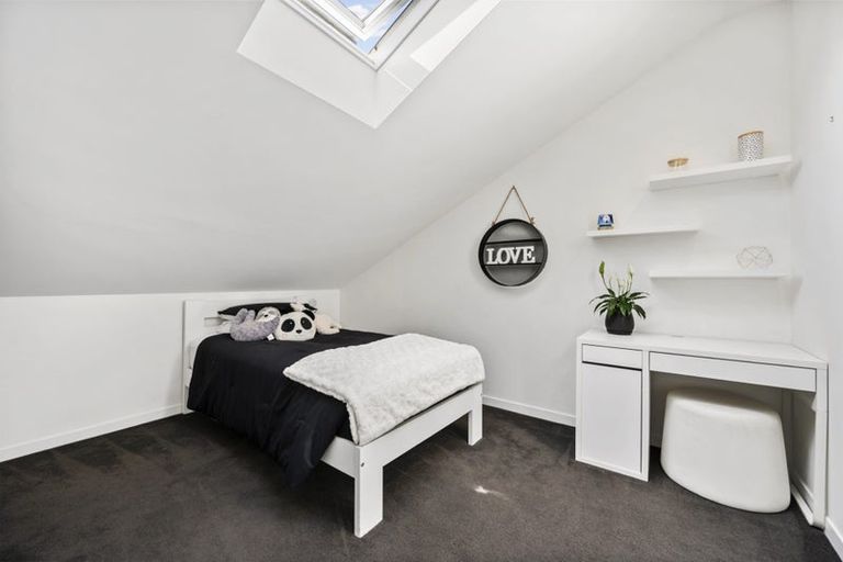 Photo of property in 115 Coutts Street, Kilbirnie, Wellington, 6022