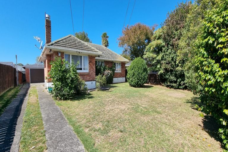 Photo of property in 14 Valentine Street, Papakura, 2110
