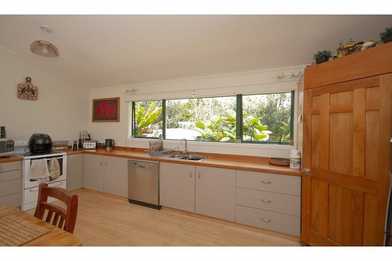 Photo of property in 73 Keri Downs Road, Kerikeri, 0294