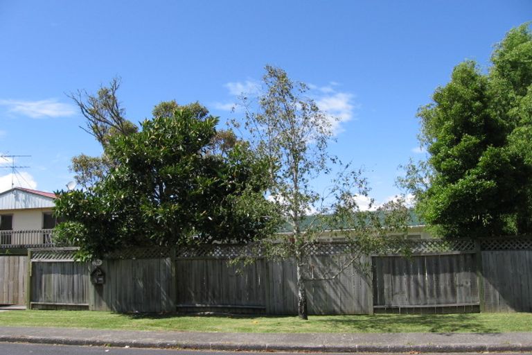 Photo of property in 37 Sylvia Road, Hillcrest, Auckland, 0627