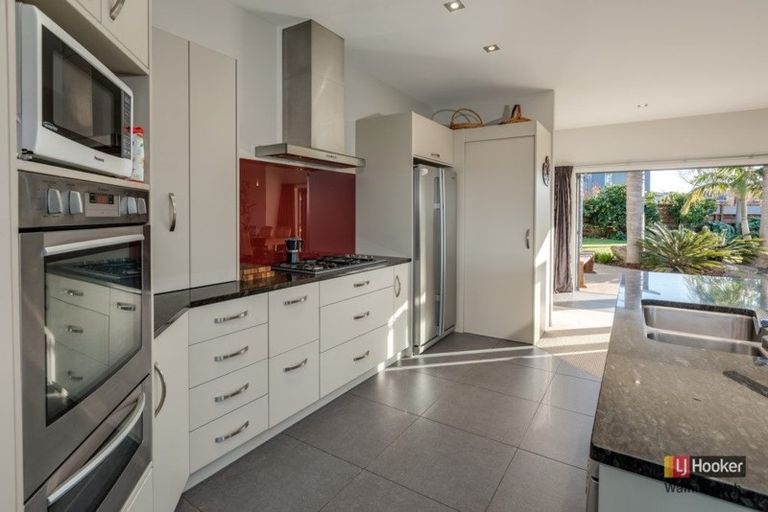 Photo of property in 111 Koutunui Road, Athenree, Katikati, 3177