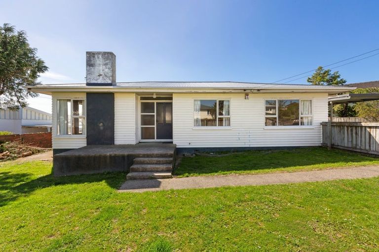 Photo of property in 41 Leicester Street, Cannons Creek, Porirua, 5024
