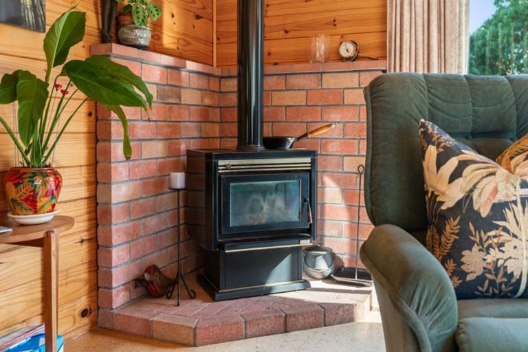 Photo of property in 5 Wi Tupaea Road, Waihau Bay, Opotiki, 3199