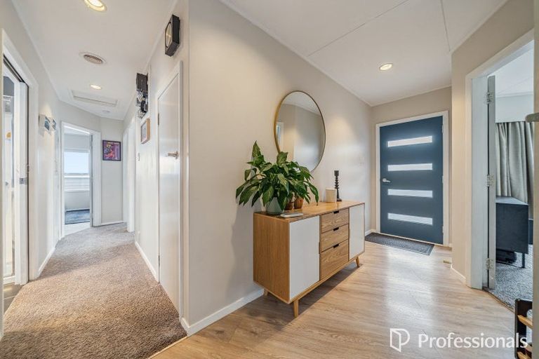 Photo of property in 37 Petrie Street, Wainuiomata, Lower Hutt, 5014