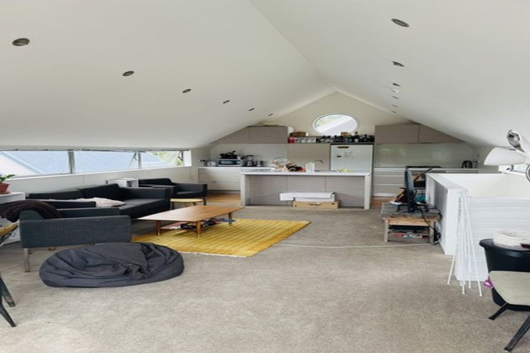 Photo of property in 2/63 Darlington Road, Miramar, Wellington, 6022