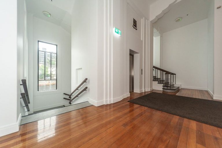 Photo of property in Augusta Apartments, 23/254 Willis Street, Te Aro, Wellington, 6011