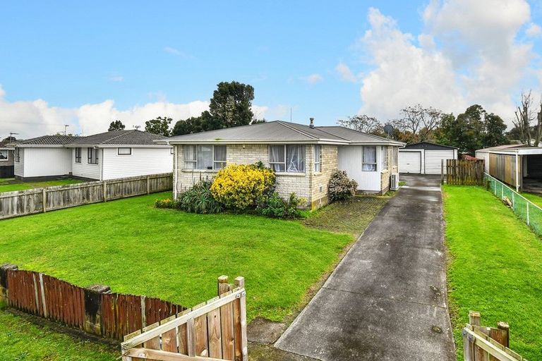 Photo of property in 134 Chichester Drive, Rosehill, Papakura, 2113