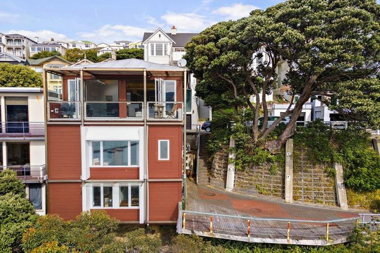 Photo of property in 31 Mcfarlane Street, Mount Victoria, Wellington, 6011