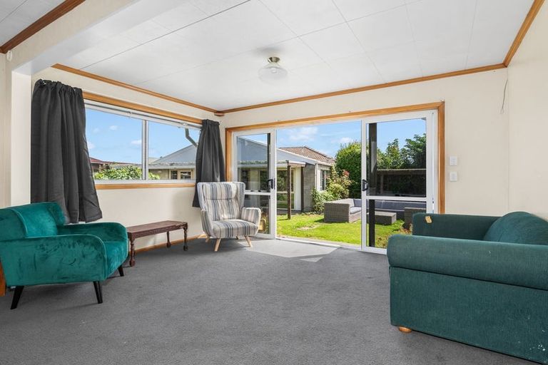 Photo of property in 21 Lochee Road, Upper Riccarton, Christchurch, 8041