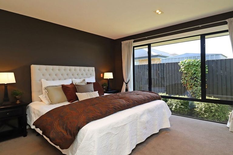 Photo of property in 2 Mcmullan Place, Oamaru North, Oamaru, 9400