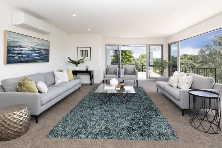 Photo of property in 1/13 Estelle Place, Farm Cove, Auckland, 2012