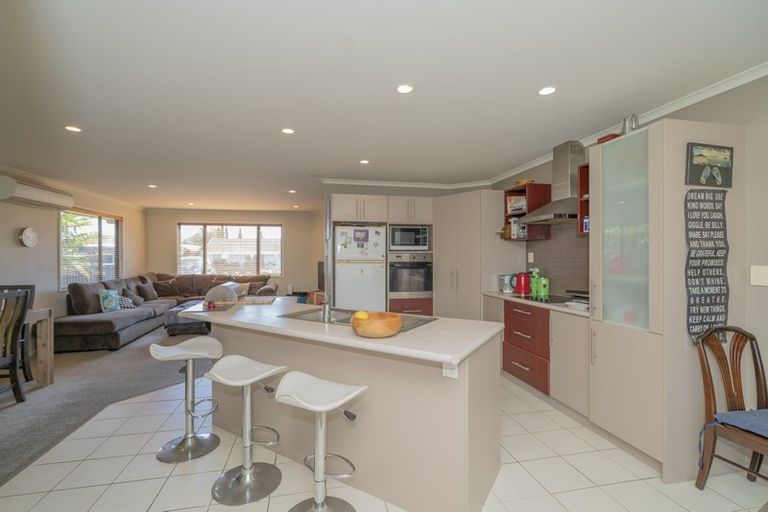 Photo of property in 6 Crown Reef, Pauanui, Hikuai, 3579