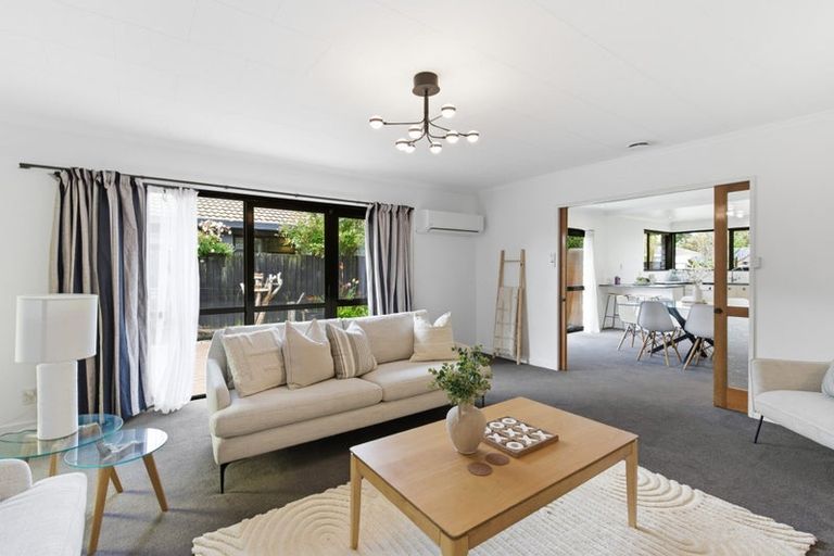 Photo of property in 16 Fernbrook Place, Mairehau, Christchurch, 8013