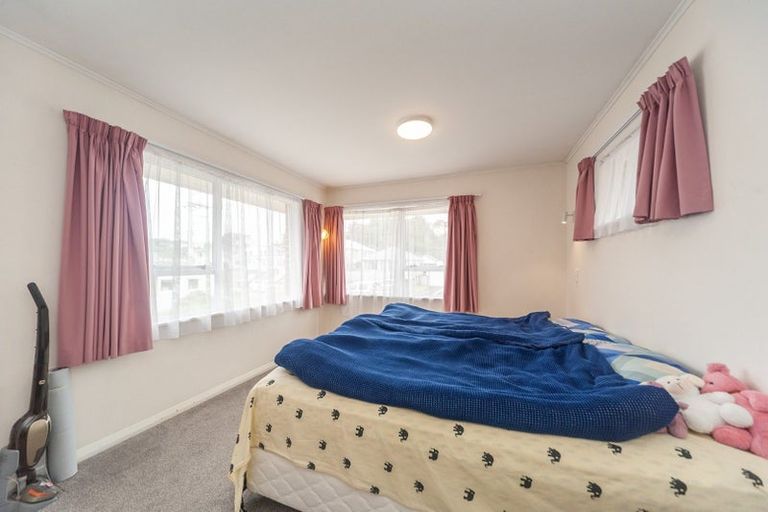 Photo of property in 48 Tarawera Road, Johnsonville, Wellington, 6037