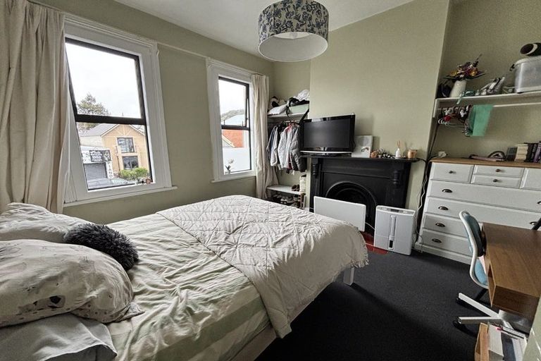Photo of property in 16 Howe Street, North Dunedin, Dunedin, 9016