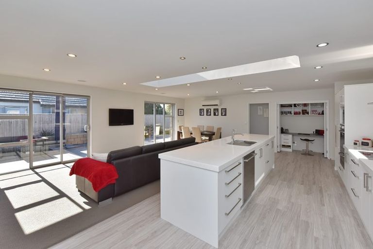 Photo of property in 7 Torrey Pines, Waimairi Beach, Christchurch, 8083