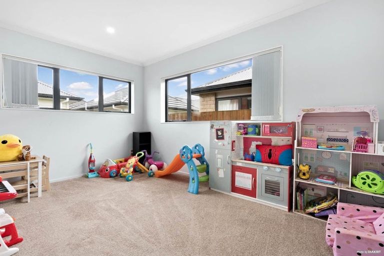 Photo of property in 5 Takahe Avenue, Takanini, 2112