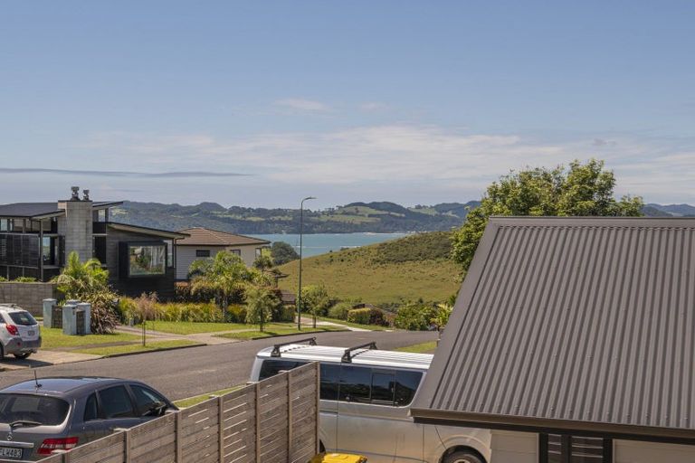 Photo of property in 129 Centennial Drive, Whitianga, 3510