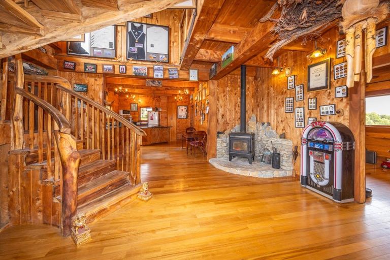 Photo of property in 240 Te Pahu Road, Te Pahu, 3285