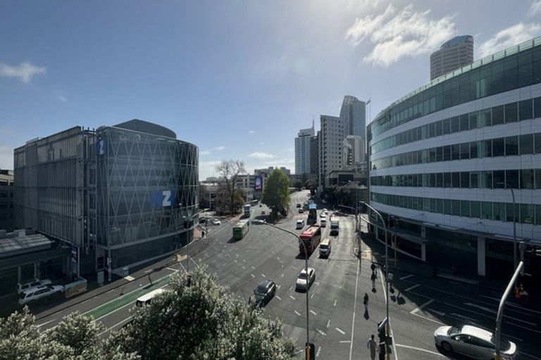 Photo of property in 1 Nelson Street, Otahuhu, Auckland, 1062