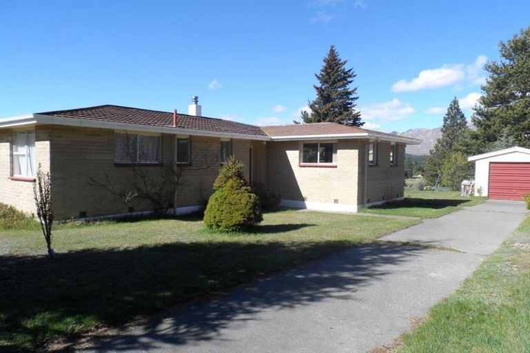 Photo of property in 1 Bill Apes Lane, Lake Tekapo, 7999