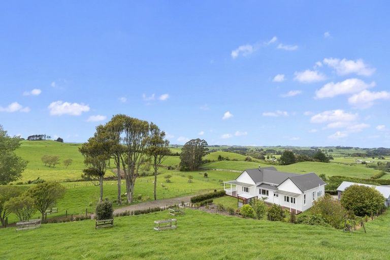 Photo of property in 79 Lincoln Road East, Everett Park, Inglewood, 4389