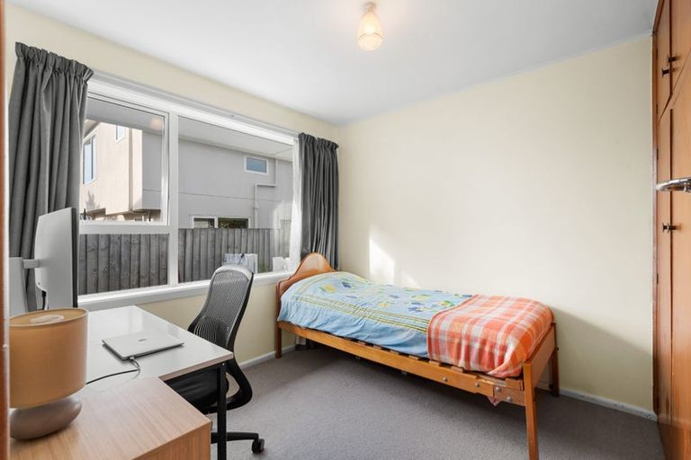 Photo of property in 2/22 Burdale Street, Riccarton, Christchurch, 8011