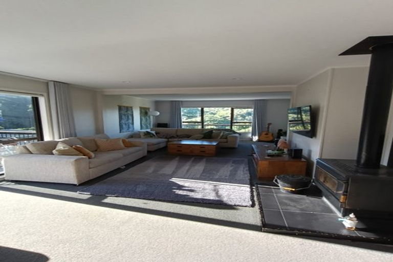 Photo of property in 25 Foster Crescent, Belmont, Lower Hutt, 5010