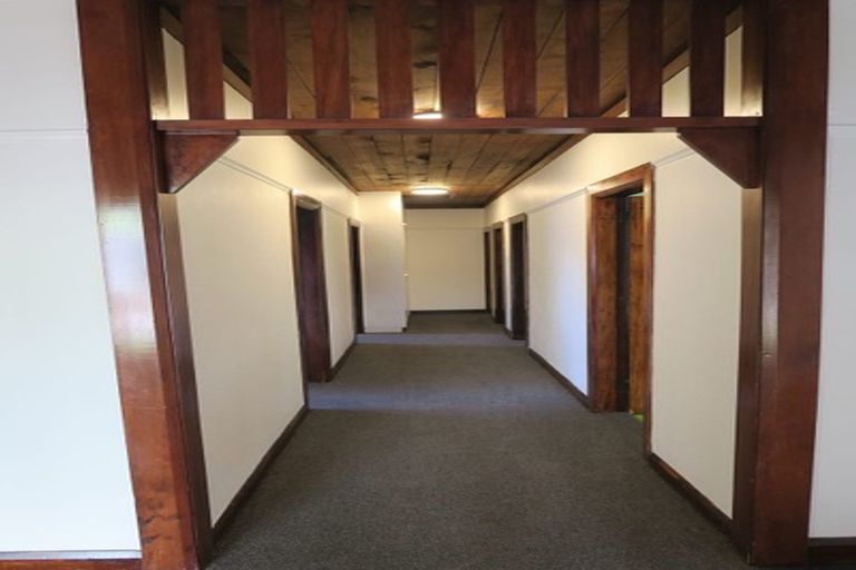 Photo of property in 17 Bidwill Street, Mount Cook, Wellington, 6021